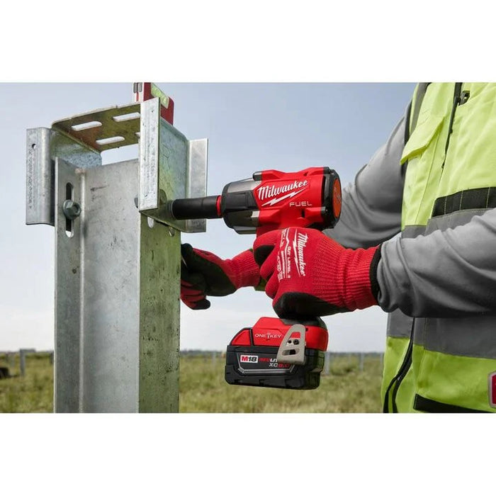 Milwaukee M18 FUEL™ 1/2" Controlled Mid-Torque Impact Wrench w/ TORQUE-SENSE™