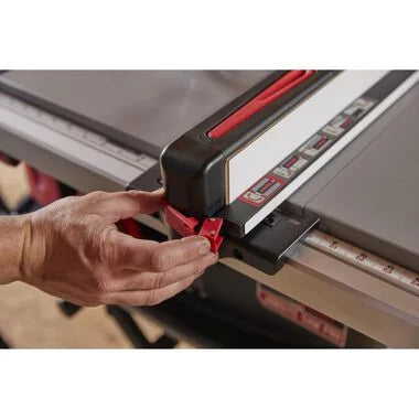 SAWSTOP Sierra para el lugar de trabajo Pro JSS™ 1.5HP 120V 60Hz, carro y protector contra el polvo