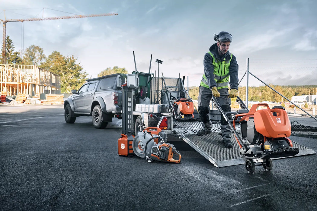Husqvarna Construction LF 75 PACE Cordless Forward Plate Compactor
